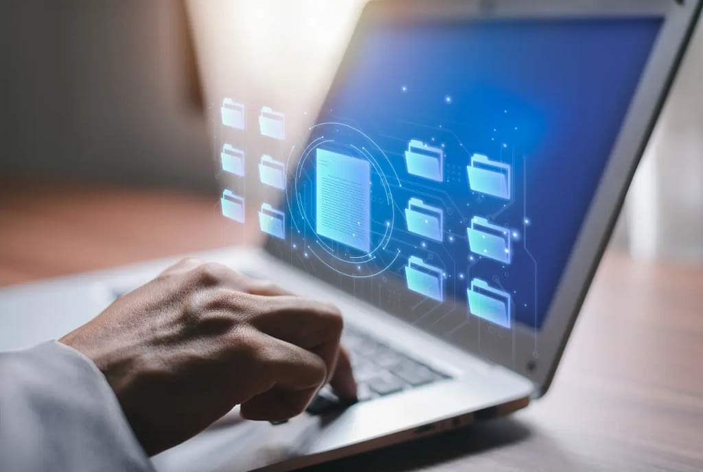 Access to Specialized Knowledge